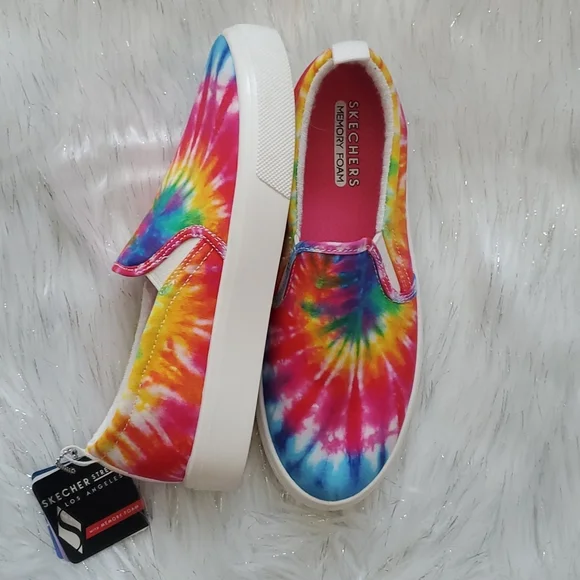 Women skechers tie-dye slip on sneakers - Picture 3 of 5